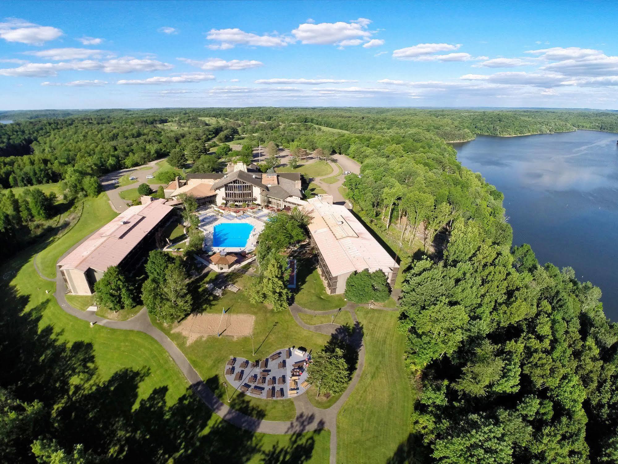 Salt Fork State Park Lodge And Conference Center Cambridge Eksteriør bilde
