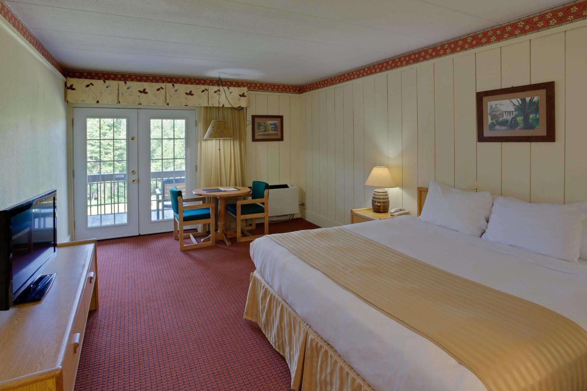 Salt Fork State Park Lodge And Conference Center Cambridge Eksteriør bilde